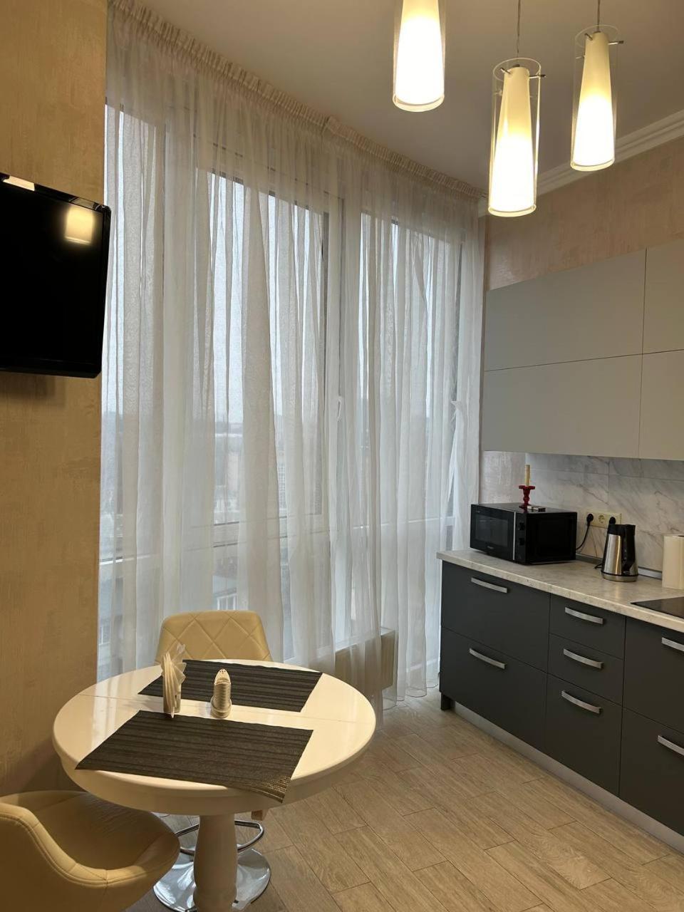 Apart Assistant On Smart Plaza Kyiv Exterior foto