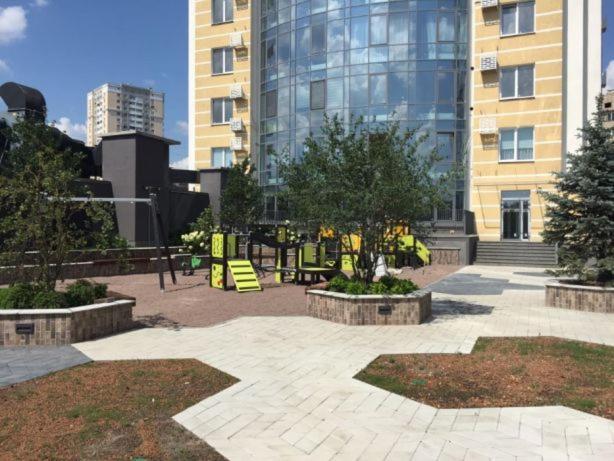 Apart Assistant On Smart Plaza Kyiv Exterior foto