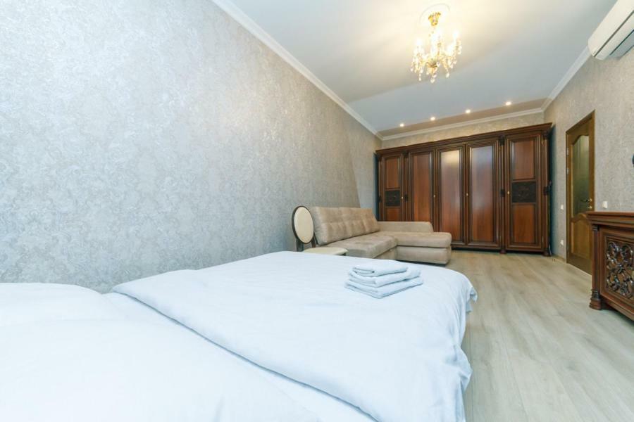 Apart Assistant On Smart Plaza Kyiv Exterior foto